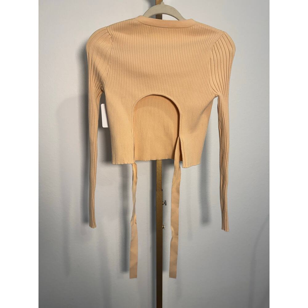 Live the Process | Open Back Knit - Picture 9 of 9